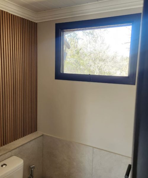 Casement-Tophang-window-with-a-fly-screen-in-black-1